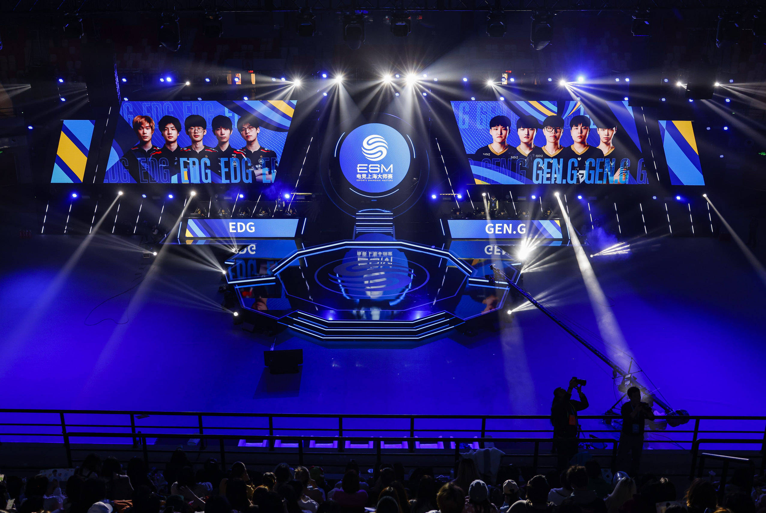 与者的介绍 与者的介绍