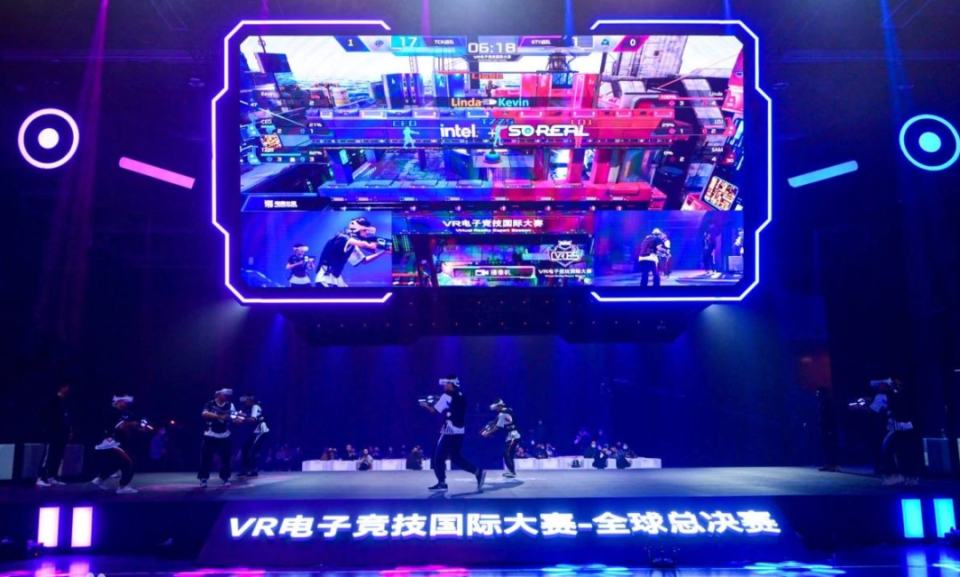 李盈莹与朱 李盈莹与朱