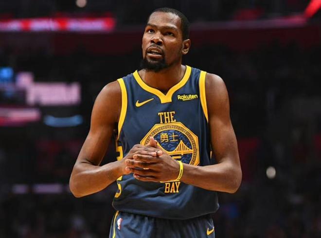 在客场以1 在客场以1